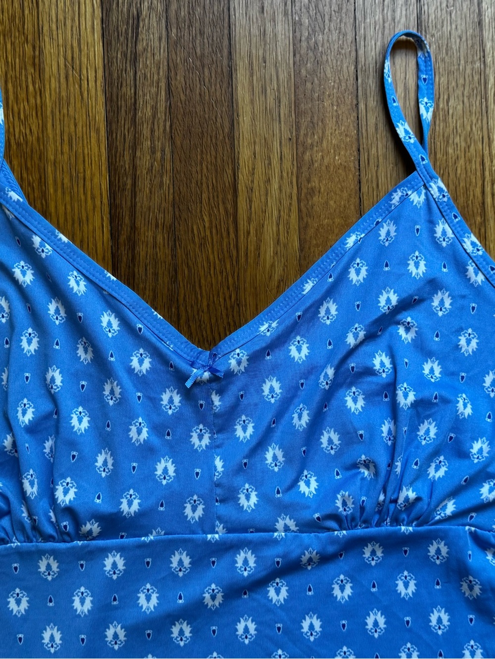 La Vie En Rose Light Blue Floral Camisole - Picture 2 of 4